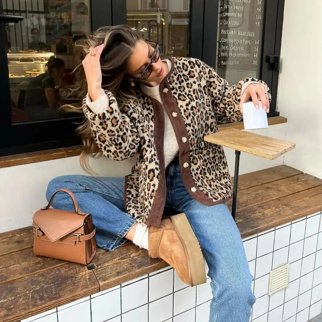 Vivian | Stylish Leopard Cardigan